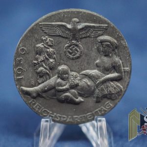 1939 Reichsparteitag Tinnie