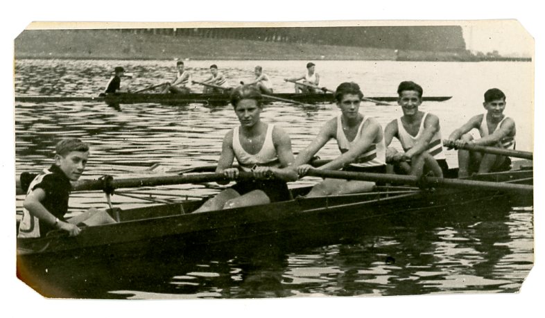 Condolence letter from Frankfurt Rowing Club on Death of Member Isenberg Grouping