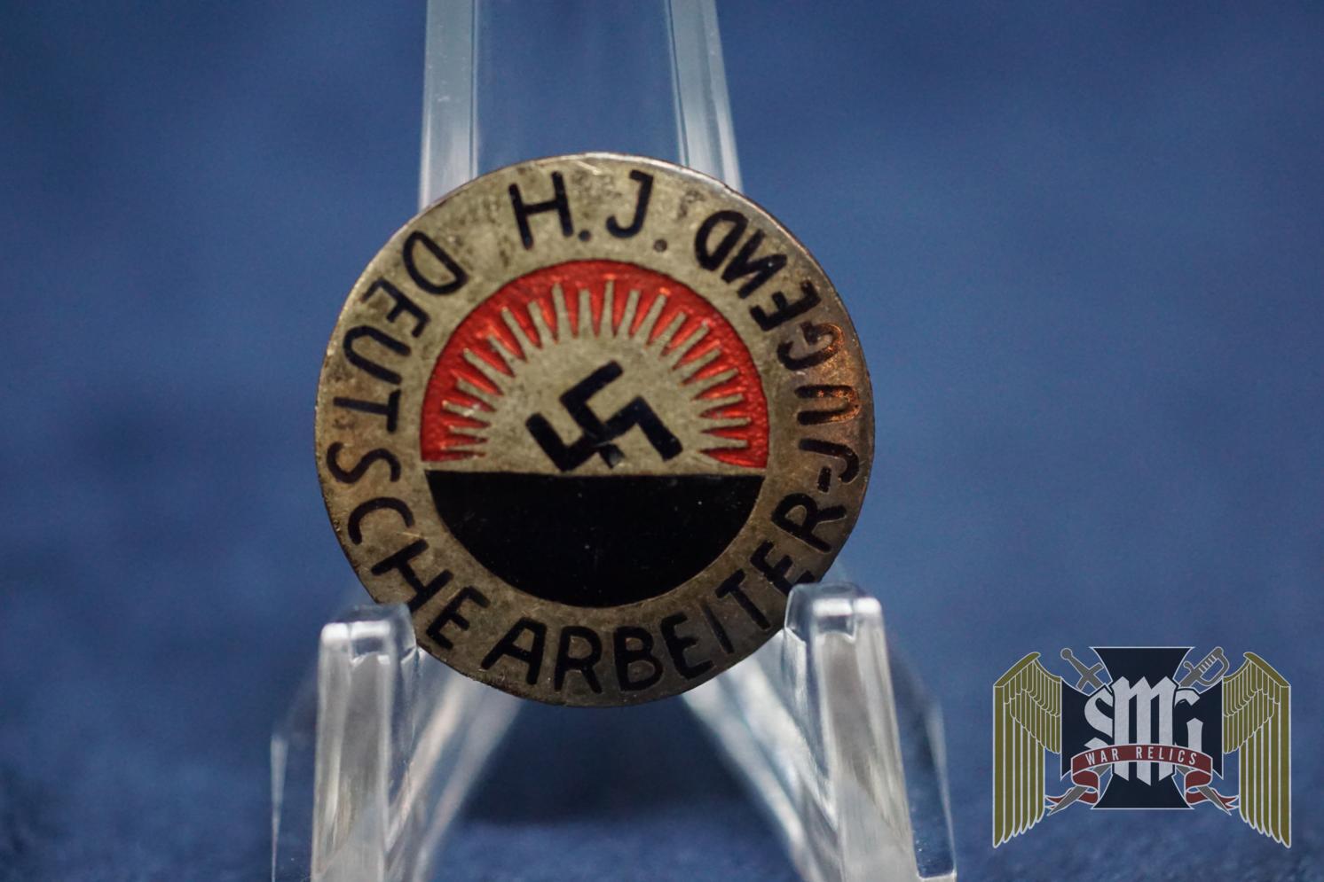 HJ Deutsche Arbeiter Pin