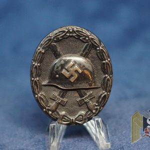 Black wound badge unmarked