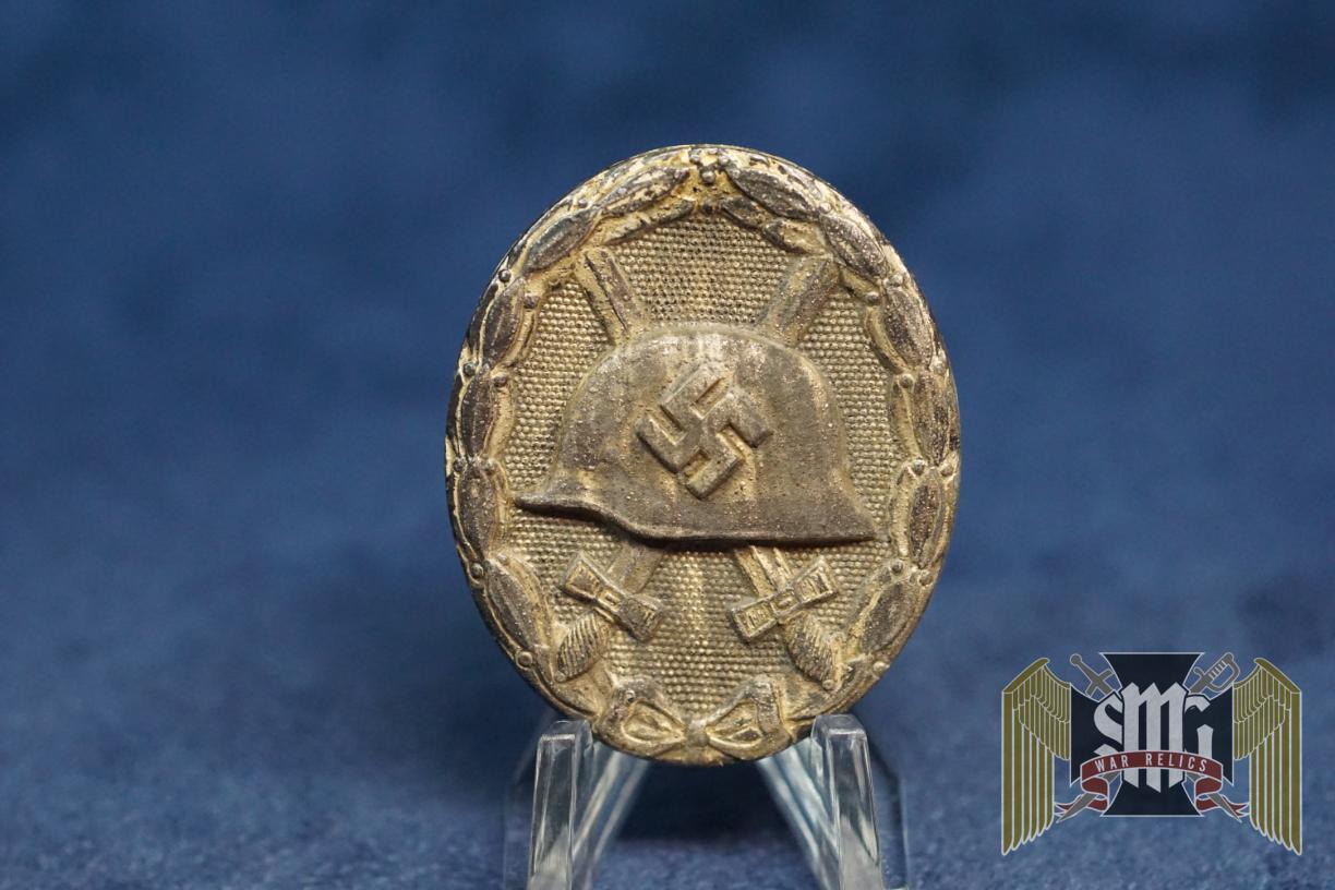 Silver Wound Badge by Wächtler & Lange “100” Marked