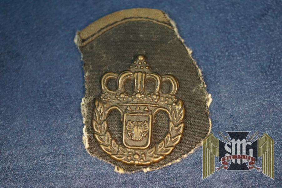 Unknown Insignia Russian