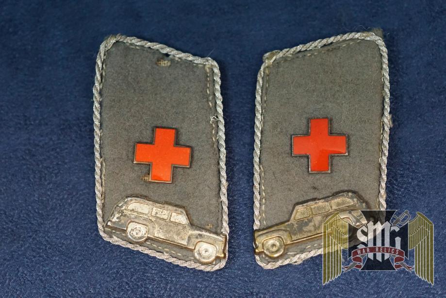 DRK Collar Tabs with Ambulance device