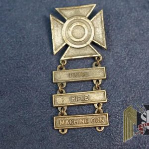 US Sharpshooter badge by Assmann w/machine gun bar
