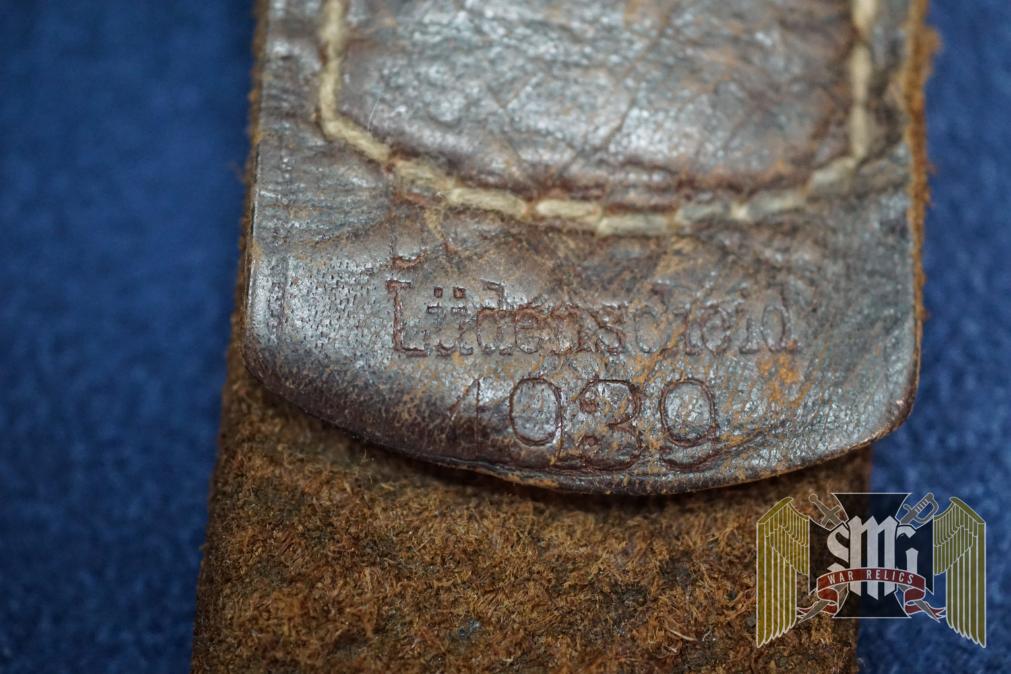 Tabbed Luftwaffe Belt Buckle 1939