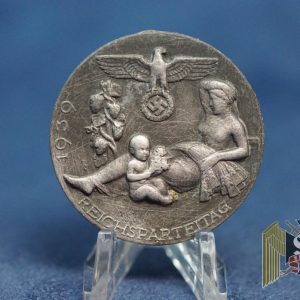 1939 Reichsparteitag Tinnie