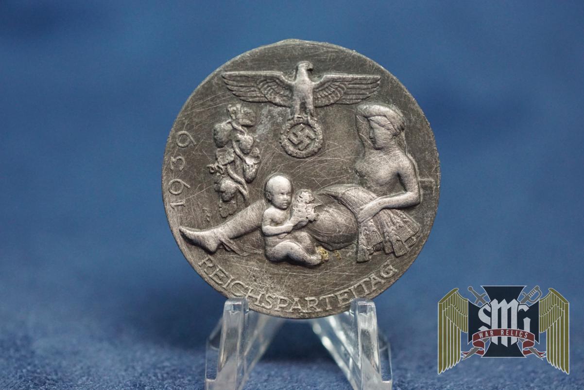 1939 Reichsparteitag Tinnie