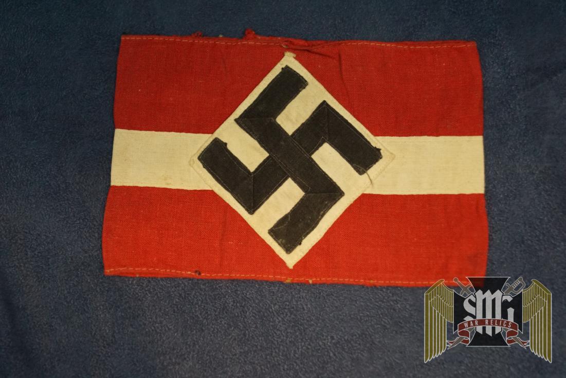 Early HJ Armband