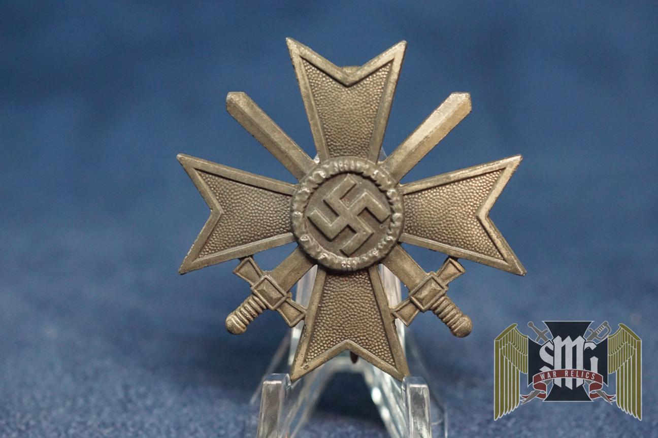 War Merit w/swords first class marked "3" (Deumer)