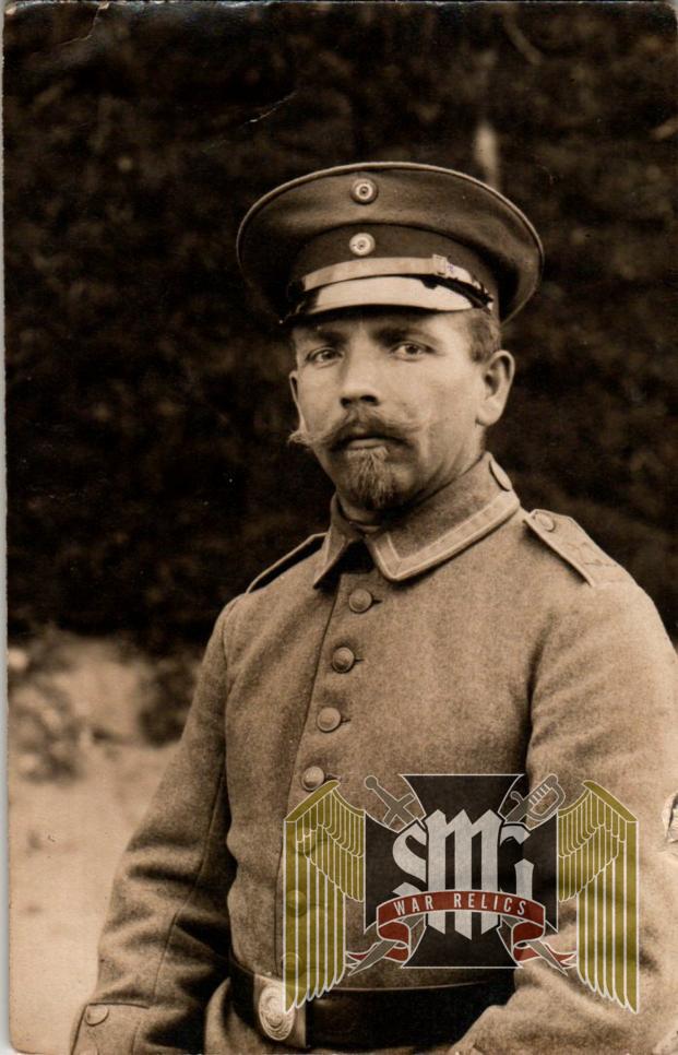 WW1 Postcard uniform Study officer