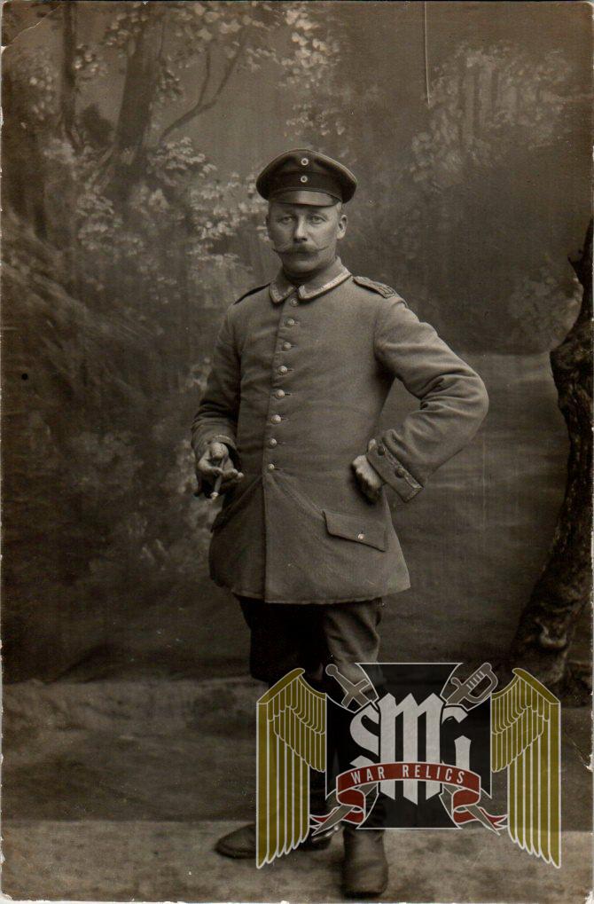 WW1 Postcard uniform Study officer