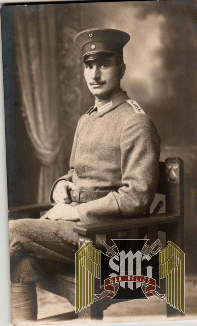 WW1 German Postcard, uniform study