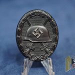 Black wound badge by Deumer marked L/11