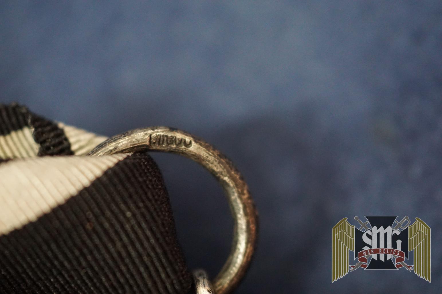 SMGO-0068 Iron Cross 2nd Class 1914 with 800 Siver mark on loop