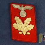 Gau-Level Befehlsleiter Collar Tab