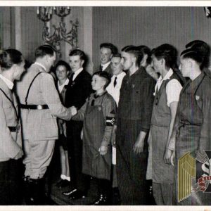 Adolf Hitler un used Cigarette Photo #83 Youth Workers with Hitler