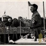 Adolf Hitler un used Cigarette Photo #38 Hitler Speaks to the People