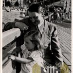 Adolf Hitler un used Cigarette Photo #47 Hitler & Helga Goebbels