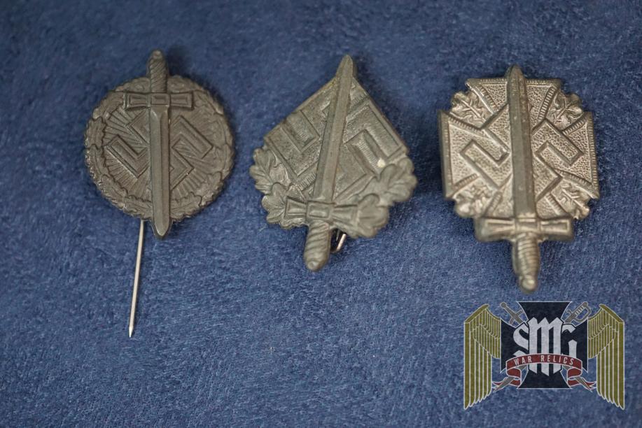 Police donation pin set