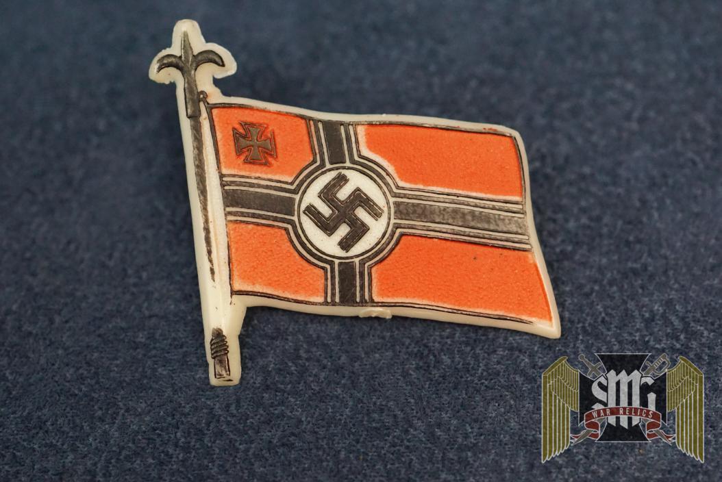 Kriegsflagge Tinnie
