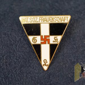 Frauenschaft 27x25mm badge