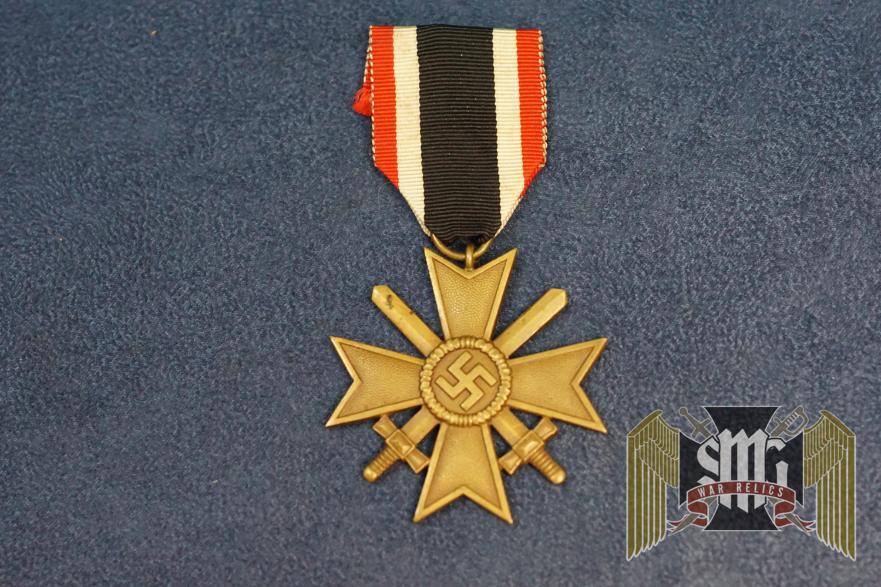 War Merit Cross W/Swords Early type