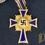 Mother's Cross in Gold