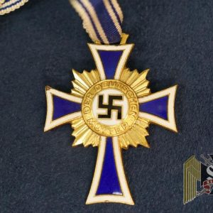 Mother's Cross in Gold