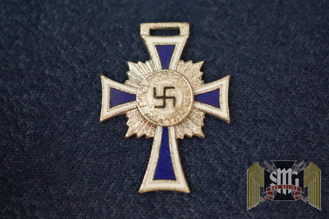 mini mothers Cross in Silver