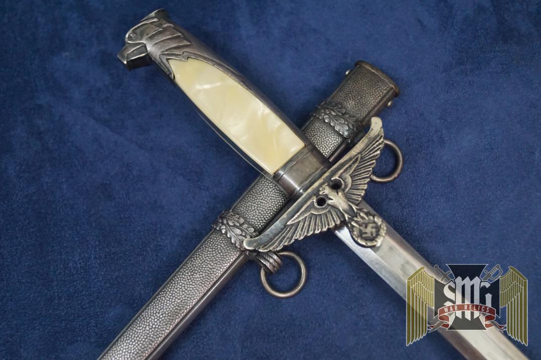 Government Officials Dagger by Alcoso