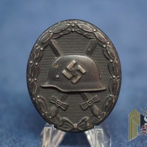 Black Wound Badge marked 65 by Klein & Quenzer