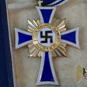 Cased Mother's Cross in Gold