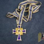 Mother’s Cross in Gold