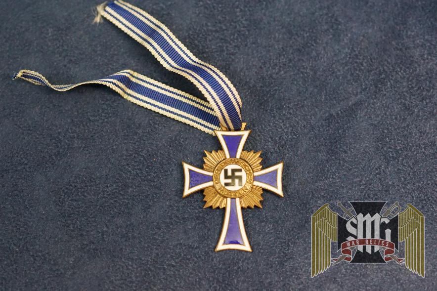Mother’s Cross in Bronze