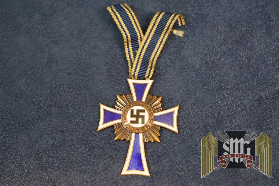 Mother’s Cross in Bronze