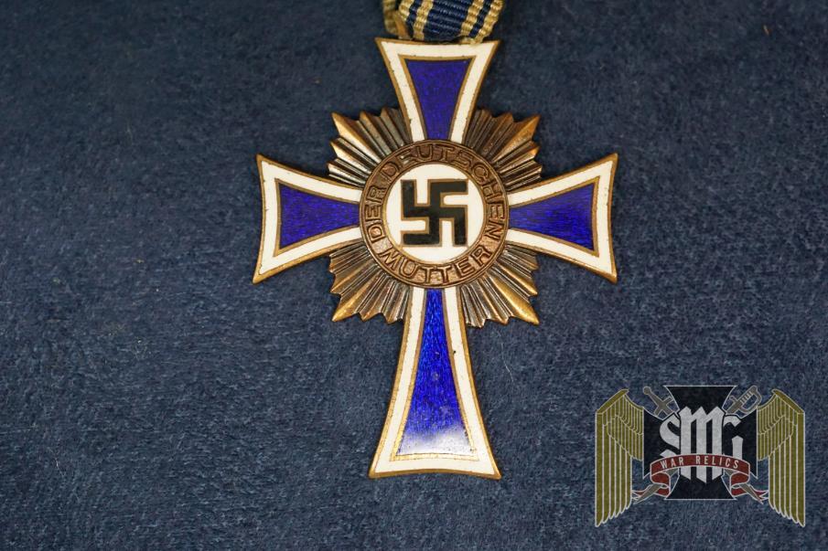 Mother’s Cross in Bronze