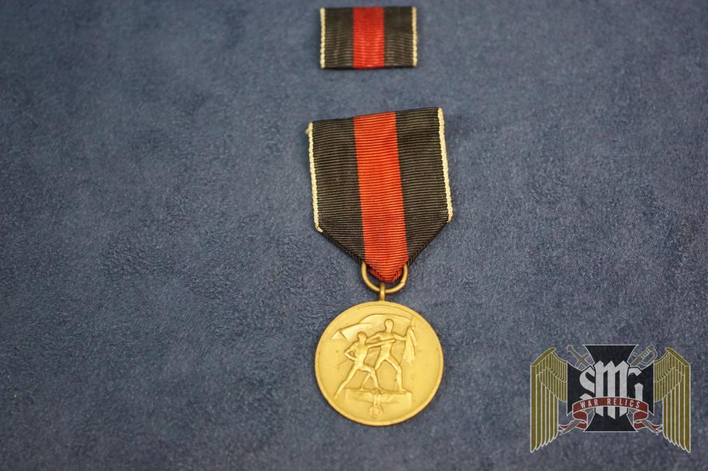 Entry Into Sudentenland medal and ribbon bar