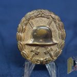 WW1 Silver wound badge with Award document