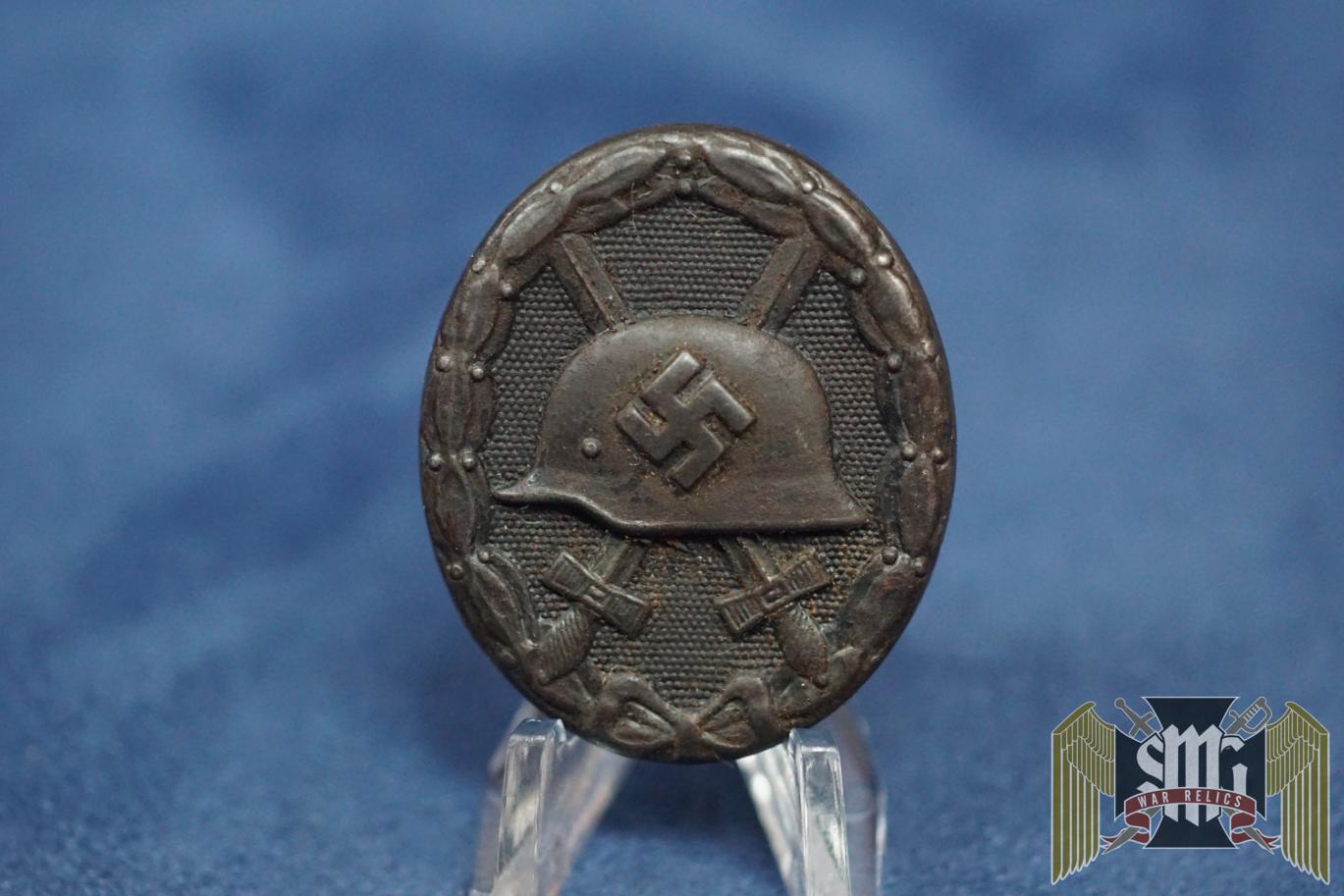 Black Wound badge by Emil Peukert