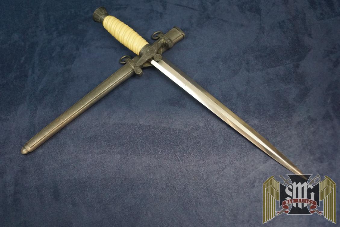 Unmarked Late Period WKC Army Dagger