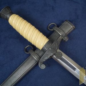 Unmarked Late Period WKC Army Dagger