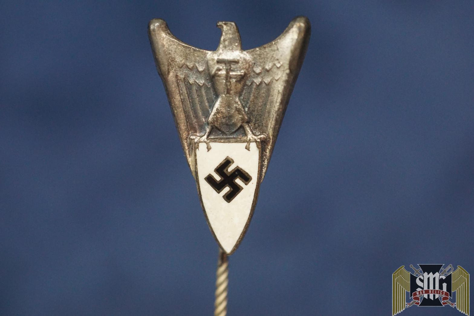 Treuewerk Donation Stick pin