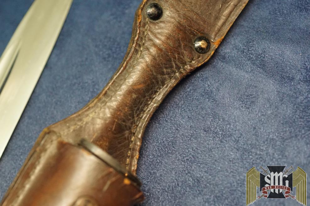 Firemans bayonet with brown Frog
