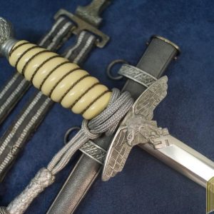 2nd model Luftwaffe dagger by Spitzer With Gold hangers