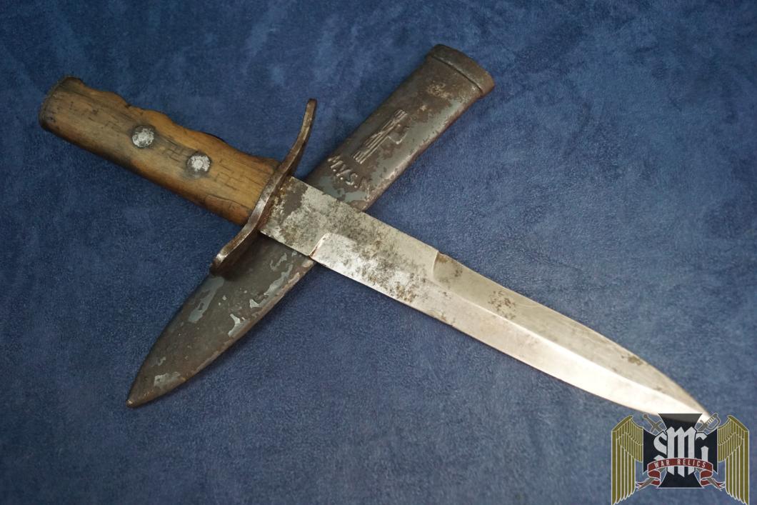 Italian M.V.S.N. Fighting knife