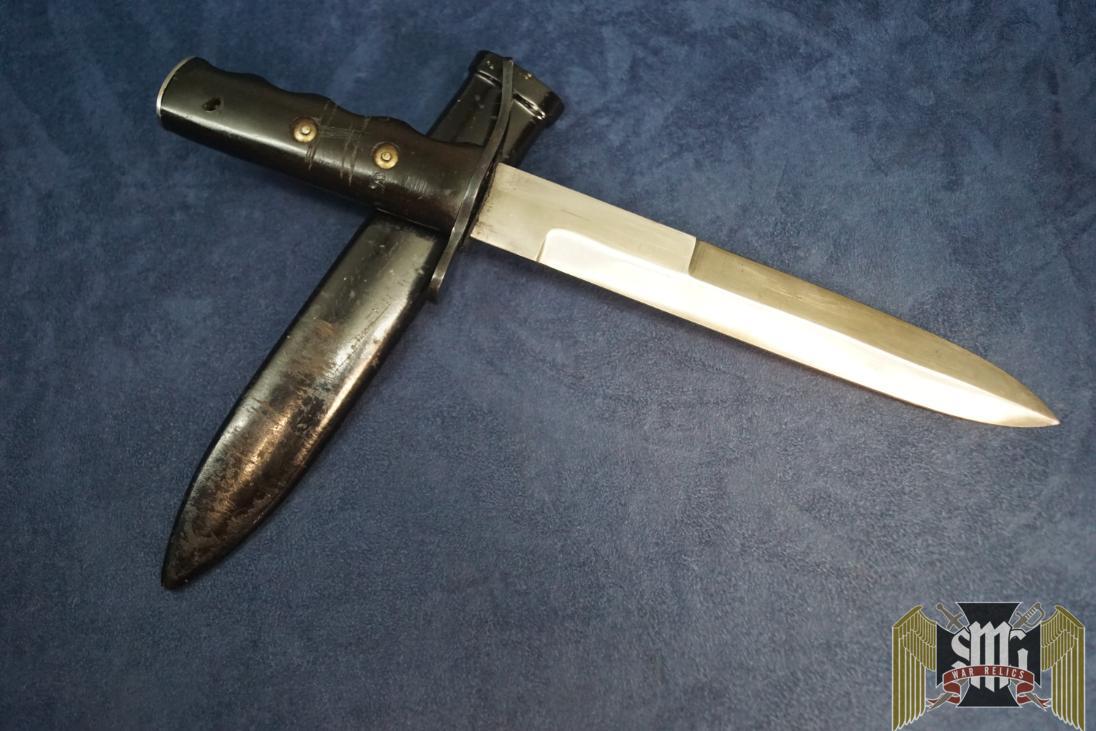Italian M.V.S.N. Fighting knife For Officer