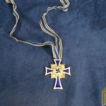 Mother's Cross in gold