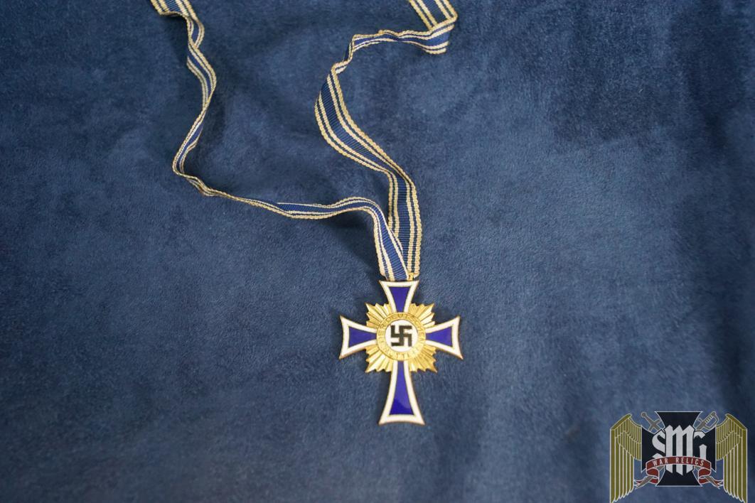 Mother's Cross in gold