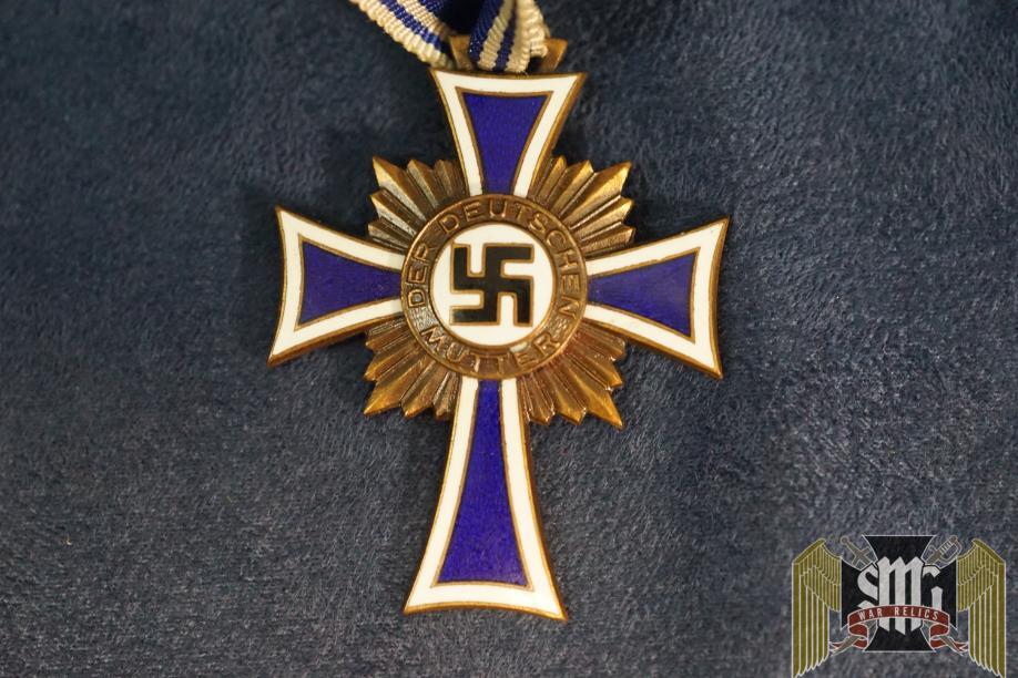 Mother's Cross in bronze