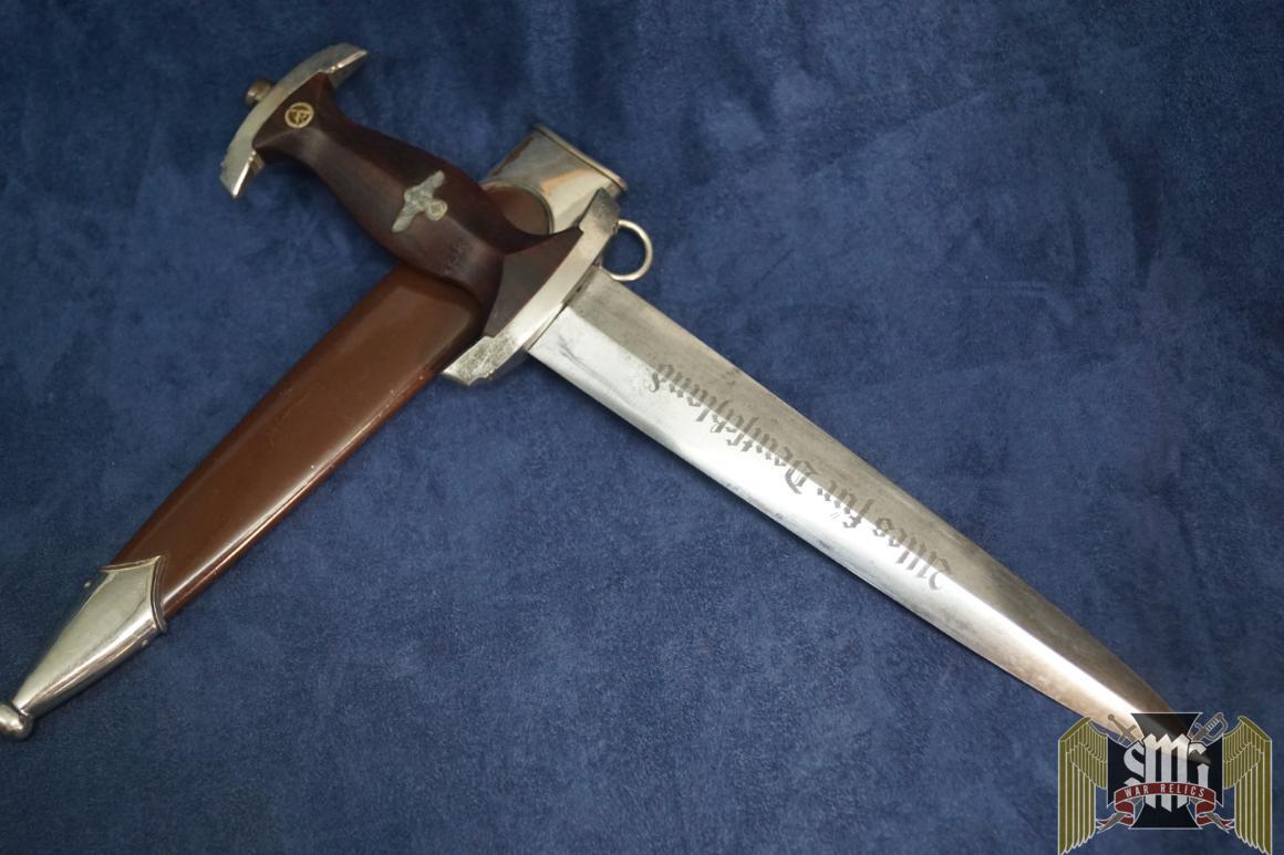 SA dagger Late style by Eickhorn M7/66